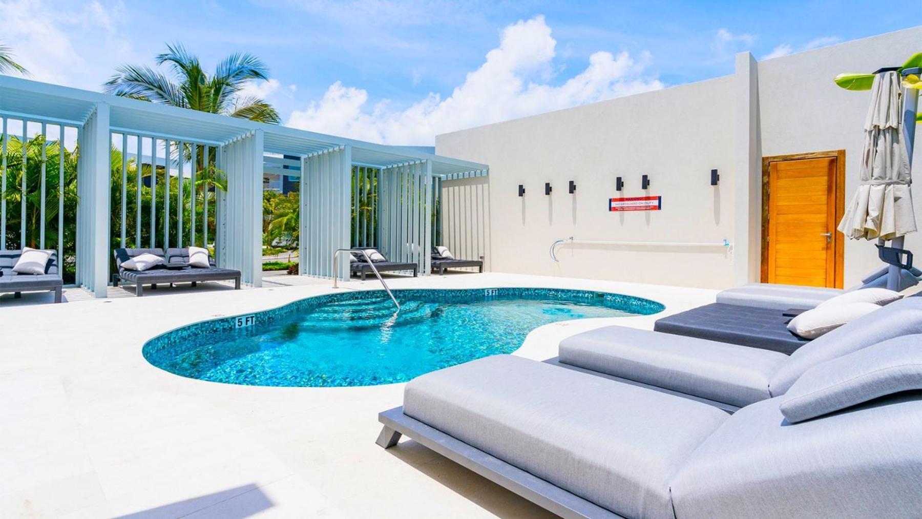 Cayman Luxury Rentals At One Canal Point 乔治城 外观 照片